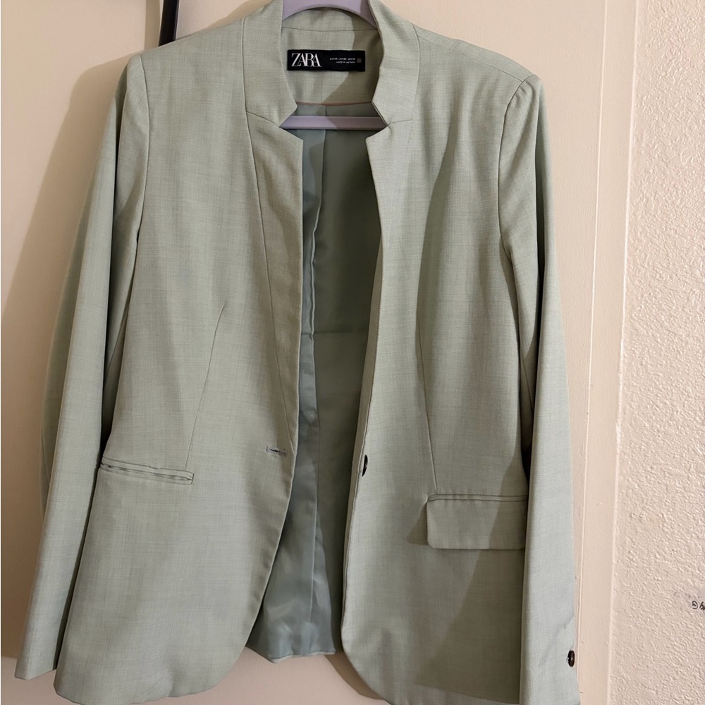 Zara Women’s Mint Green Blazer